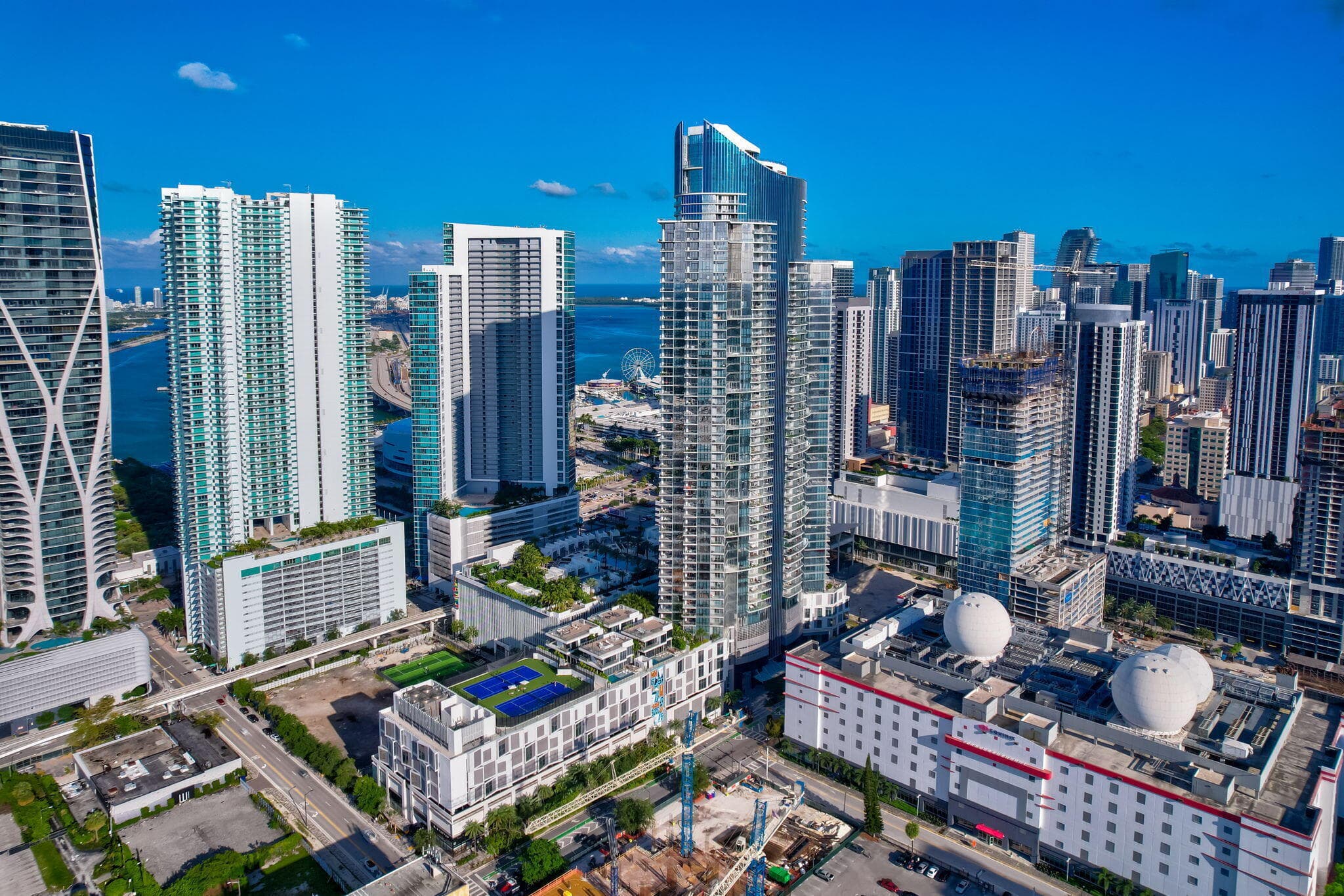 851 NE 1st Avenue 1604, Miami, FL 33132 — photo 72 of 81