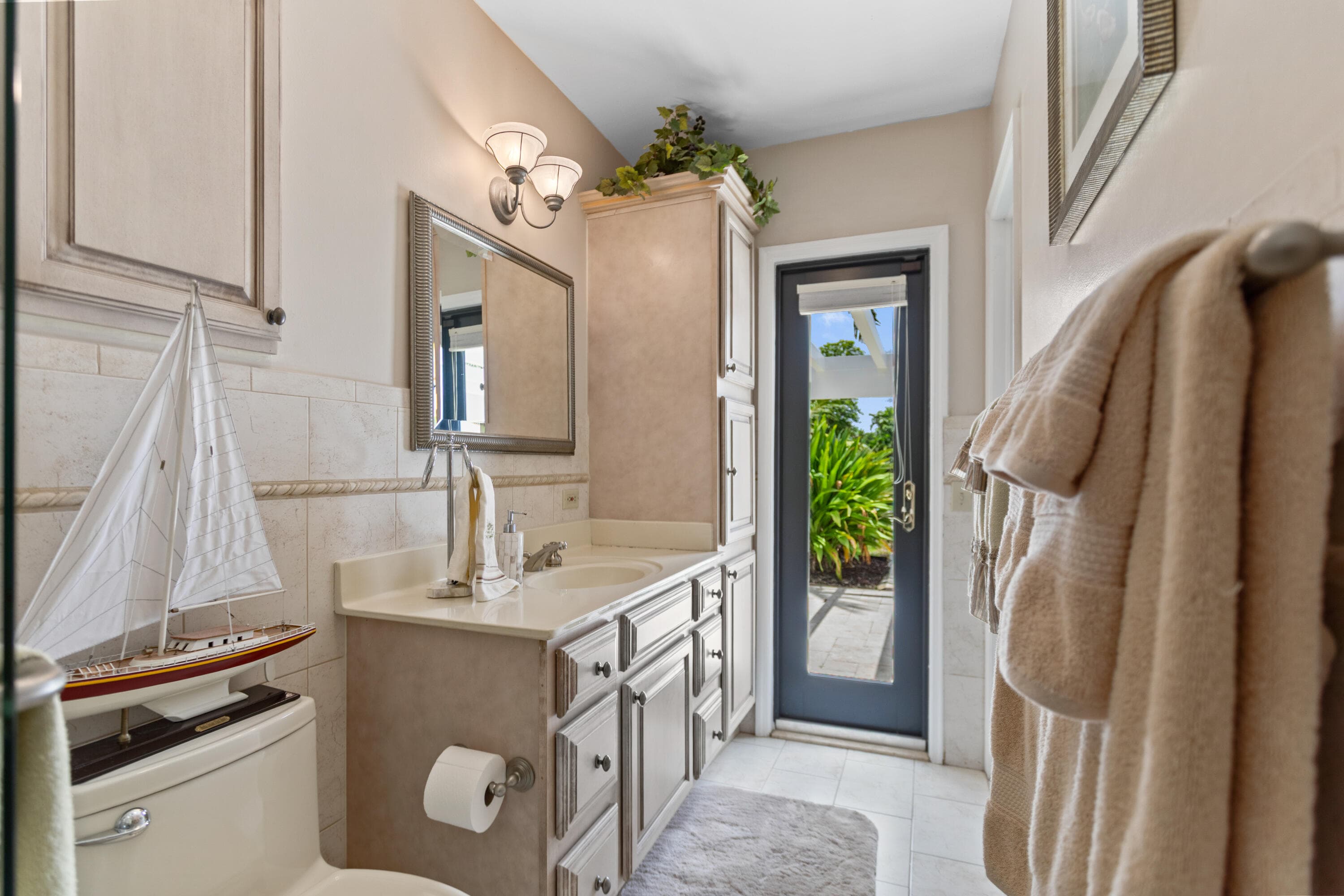 8540 N Lake Dasha Drive, Plantation, FL 33324 — photo 49 of 80