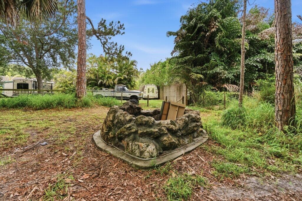 16888 Hialeah Drive W, The Acreage, FL 33470 — photo 49 of 56