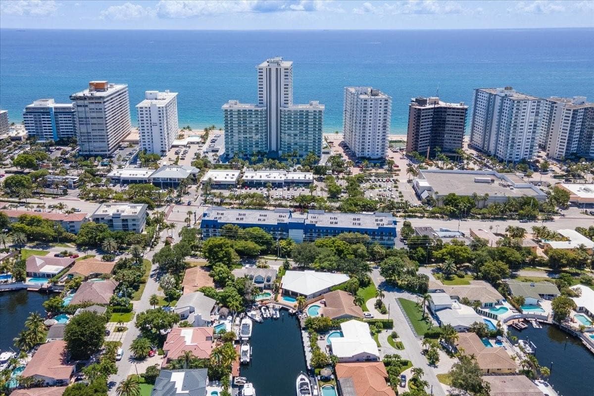 3909 N Ocean Boulevard 210, Fort Lauderdale, FL 33308 — photo 28 of 37
