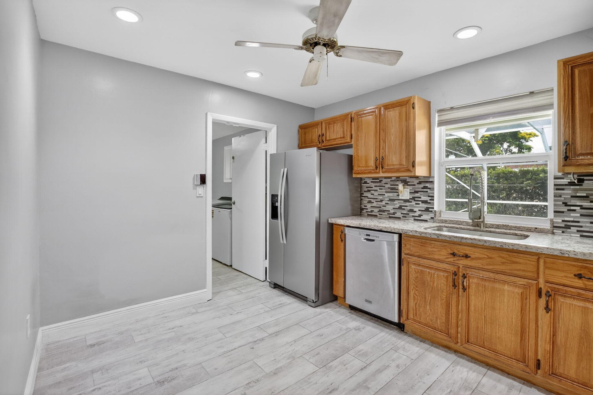 1761 NW 107th Avenue, Pembroke Pines, FL 33026 — photo 5 of 54