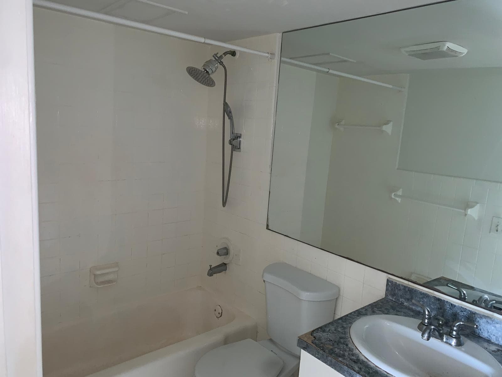 2624 NE 32nd Street 104, Fort Lauderdale, FL 33306 — photo 17 of 19
