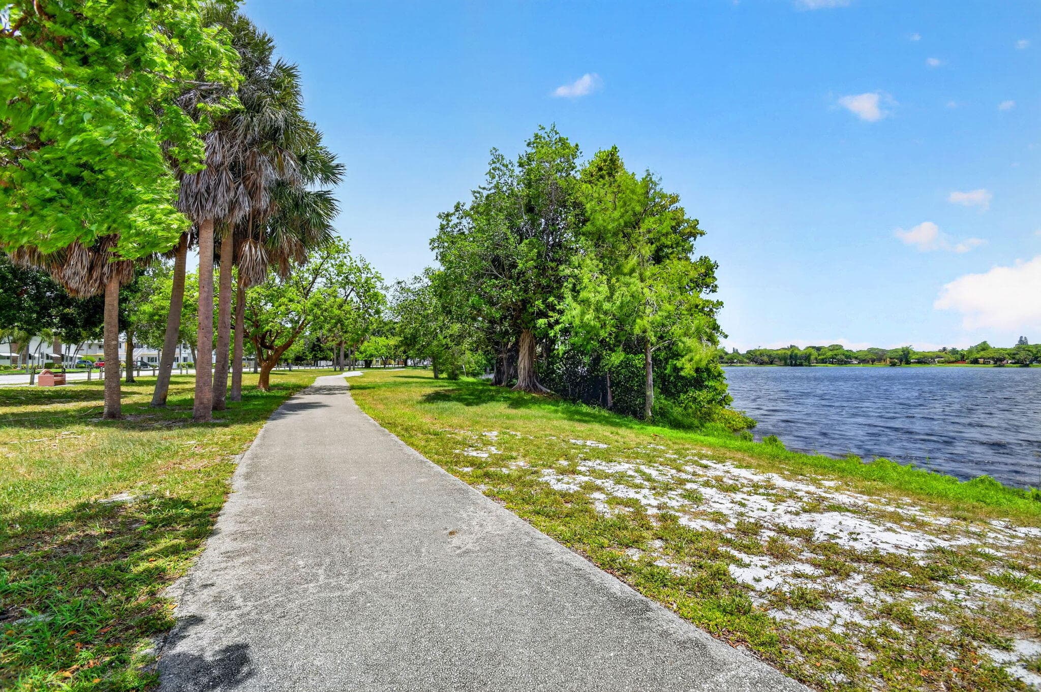 3240 Lake Osborne Drive Apt 104, Lake Worth Beach, FL 33461 — photo 45 of 57