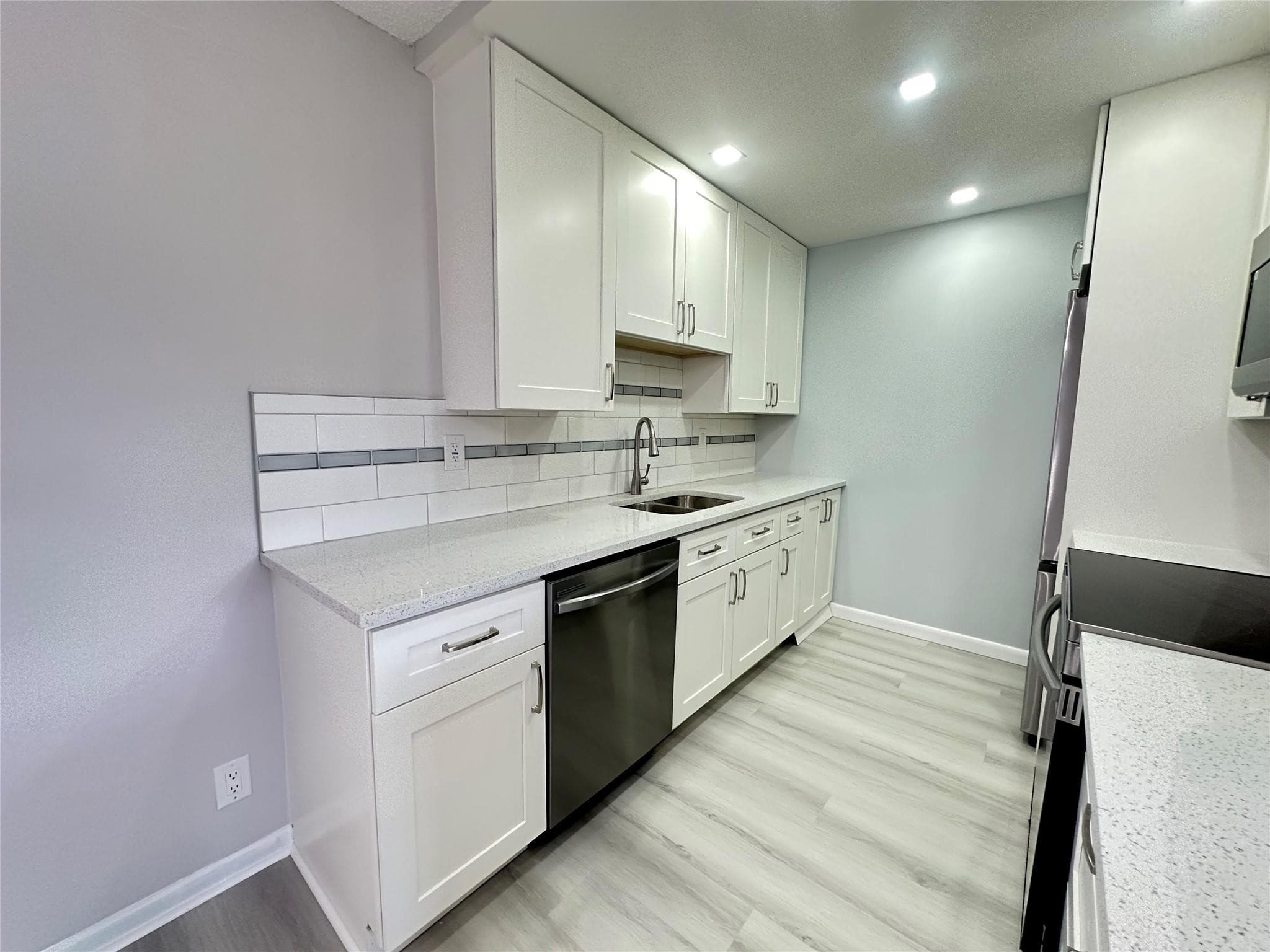 2048 Newport N 2048, Deerfield Beach, FL 33442 — photo 2 of 66