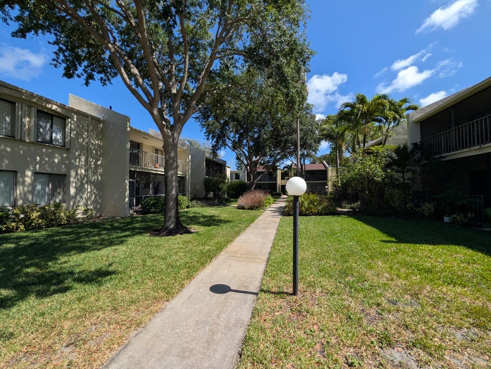 150 Pineview Road Apt E6, Jupiter, FL 33469 — photo 2 of 23