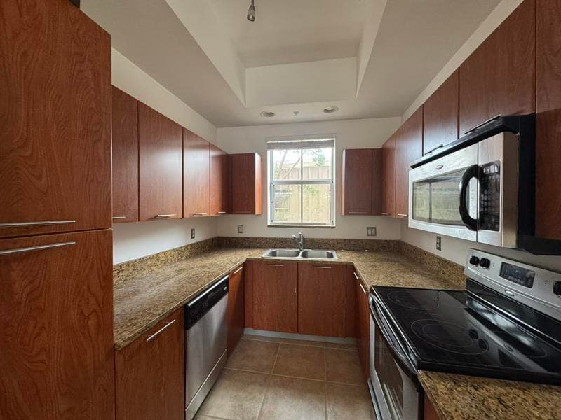 2351 Vintage Drive 2351, Lighthouse Point, FL 33064 — photo 2 of 23