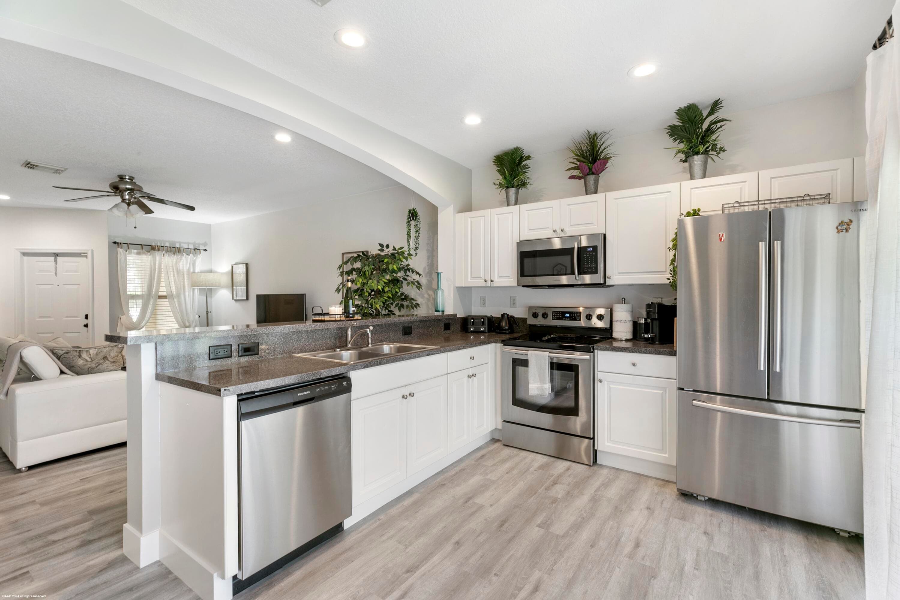 1543 Westchester Avenue, Wellington, FL 33414 — photo 5 of 13