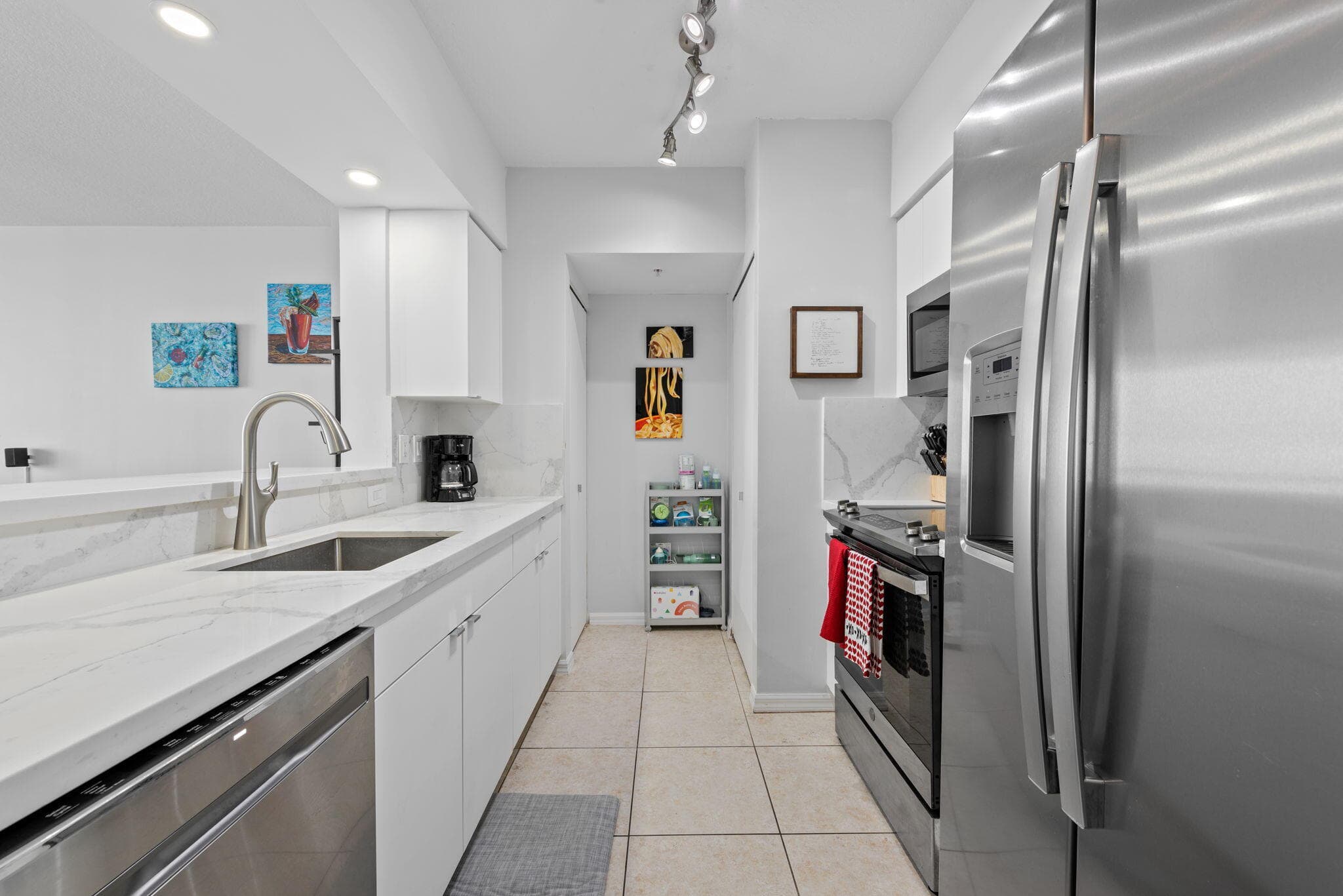 347 N New River Drive E 2707, Fort Lauderdale, FL 33301 — photo 9 of 47