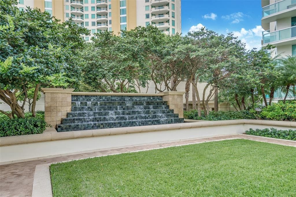 347 N New River Drive E 2707, Fort Lauderdale, FL 33301 — photo 32 of 47