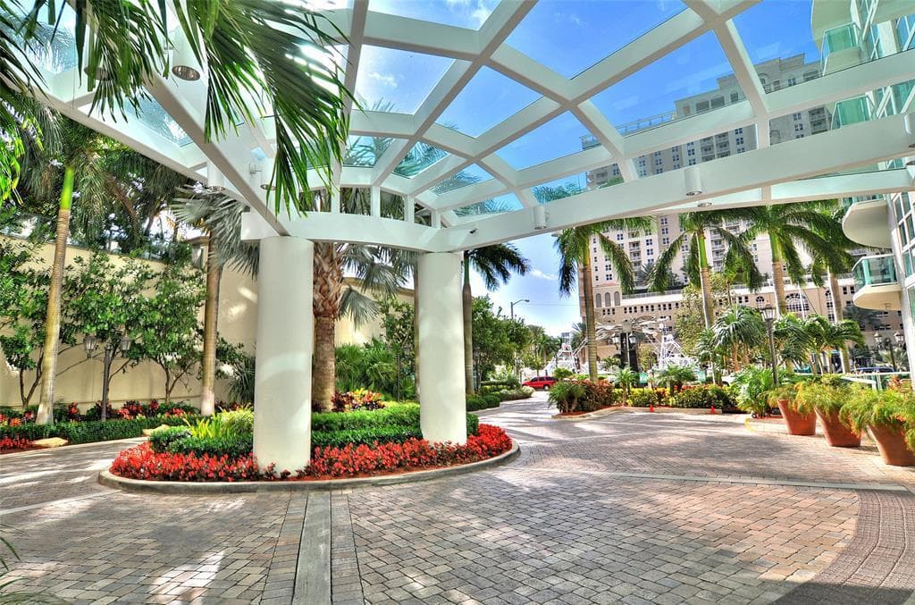 347 N New River Drive E 2707, Fort Lauderdale, FL 33301 — photo 26 of 47