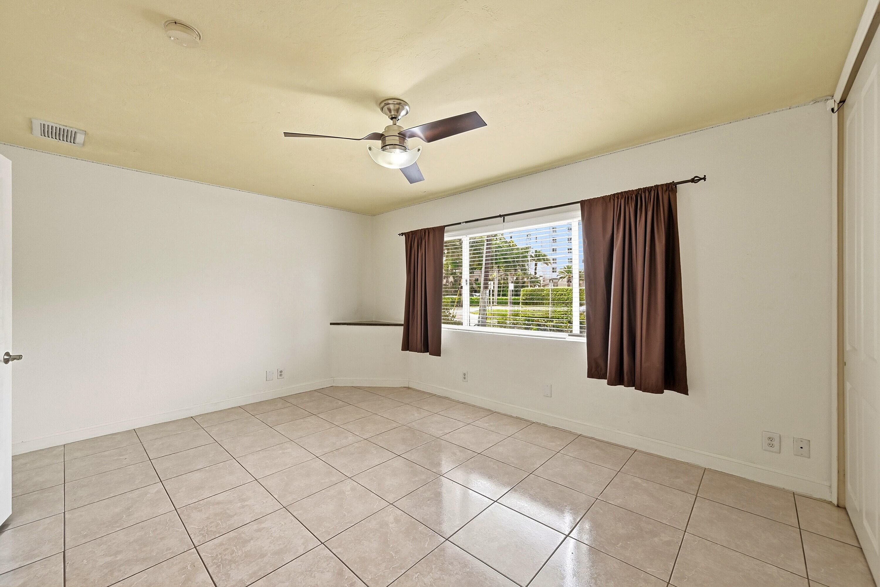 2881 NE 32nd Street 118, Fort Lauderdale, FL 33306 — photo 12 of 33
