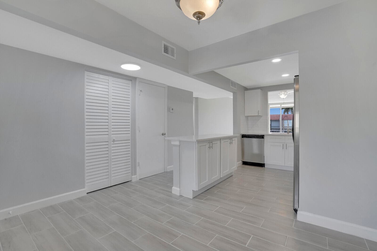 777 S Federal Highway 301e, Pompano Beach, FL 33062 — photo 10 of 36