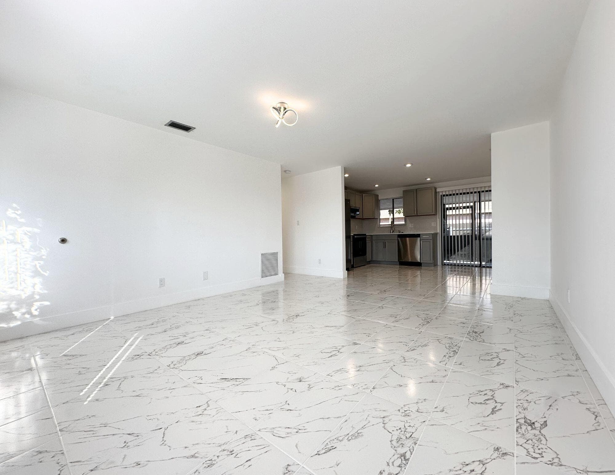 1049 Grandview Circle, Royal Palm Beach, FL 33411 — photo 17 of 44