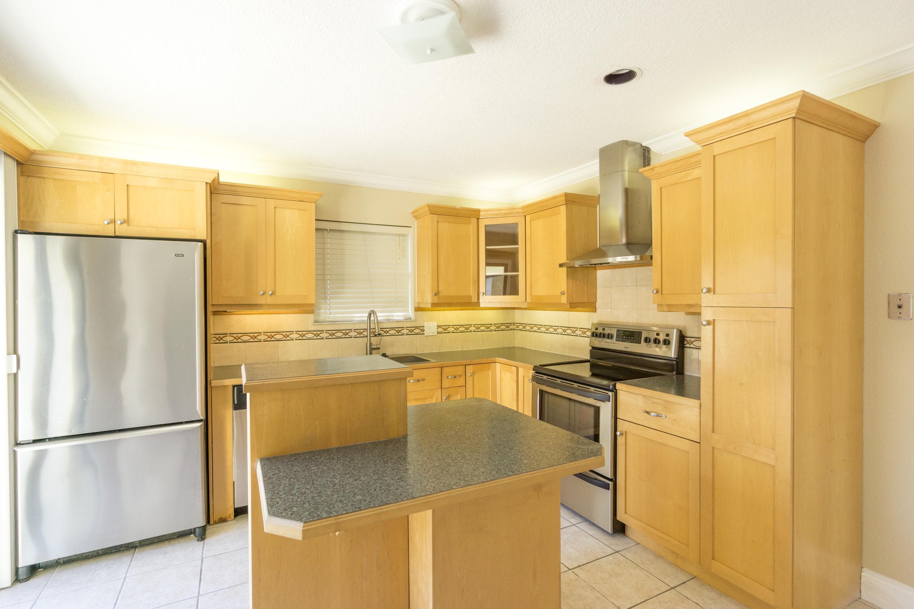 110 N Delaware Boulevard 15d, Jupiter, FL 33458 — photo 2 of 21