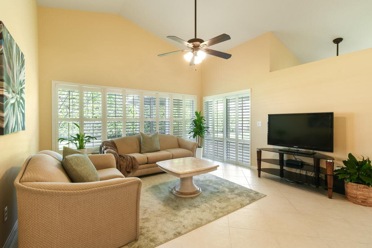 124 Adobe Circle, Jupiter, FL 33458 — photo 8 of 51
