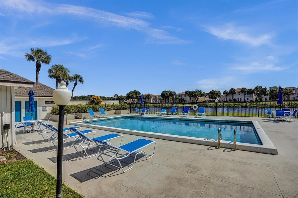 2916 SW 22nd Circle 202d, Delray Beach, FL 33445 — photo 17 of 21