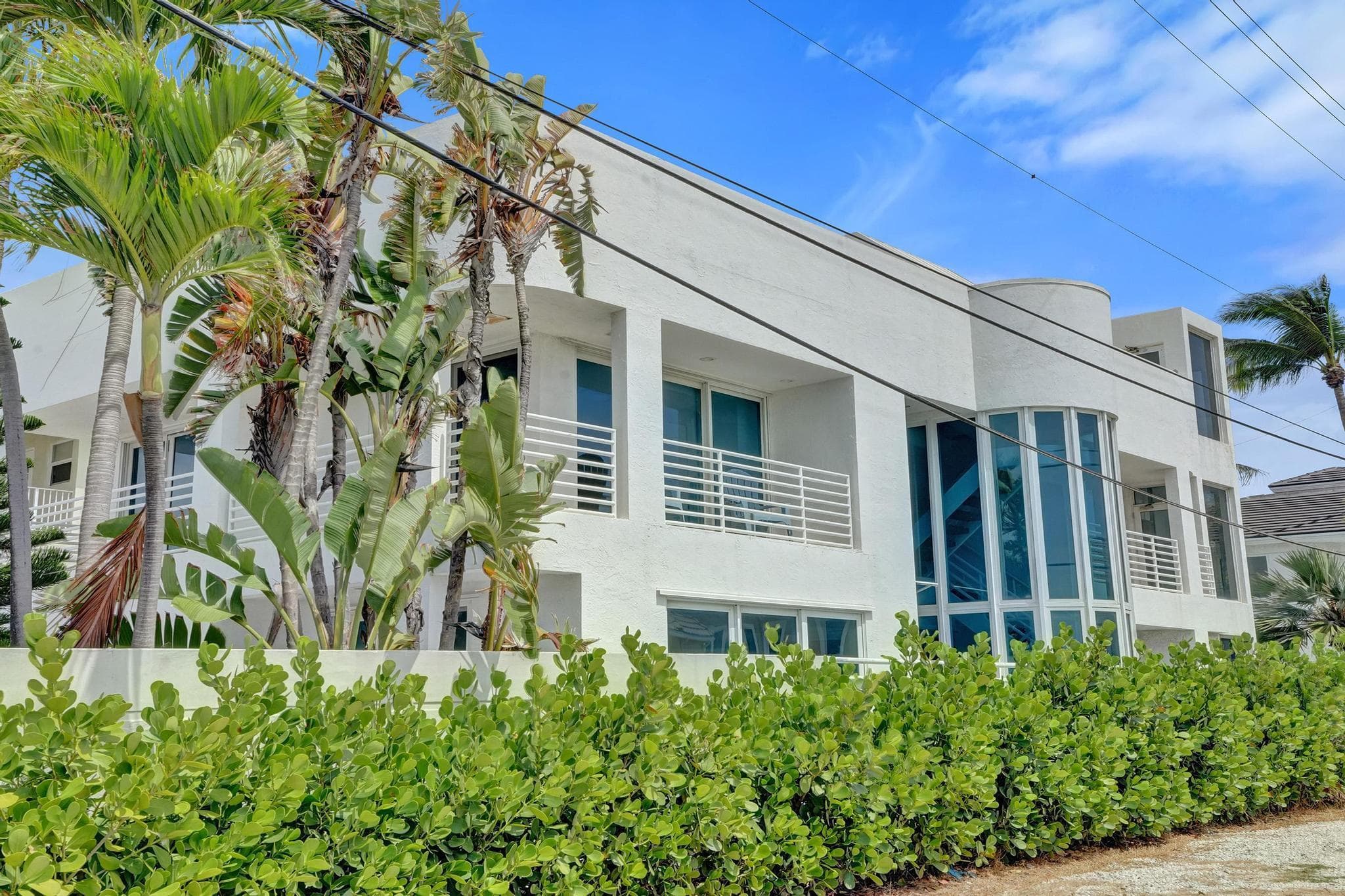 3329 NE 16th Court, Fort Lauderdale, FL 33305 — photo 4 of 61
