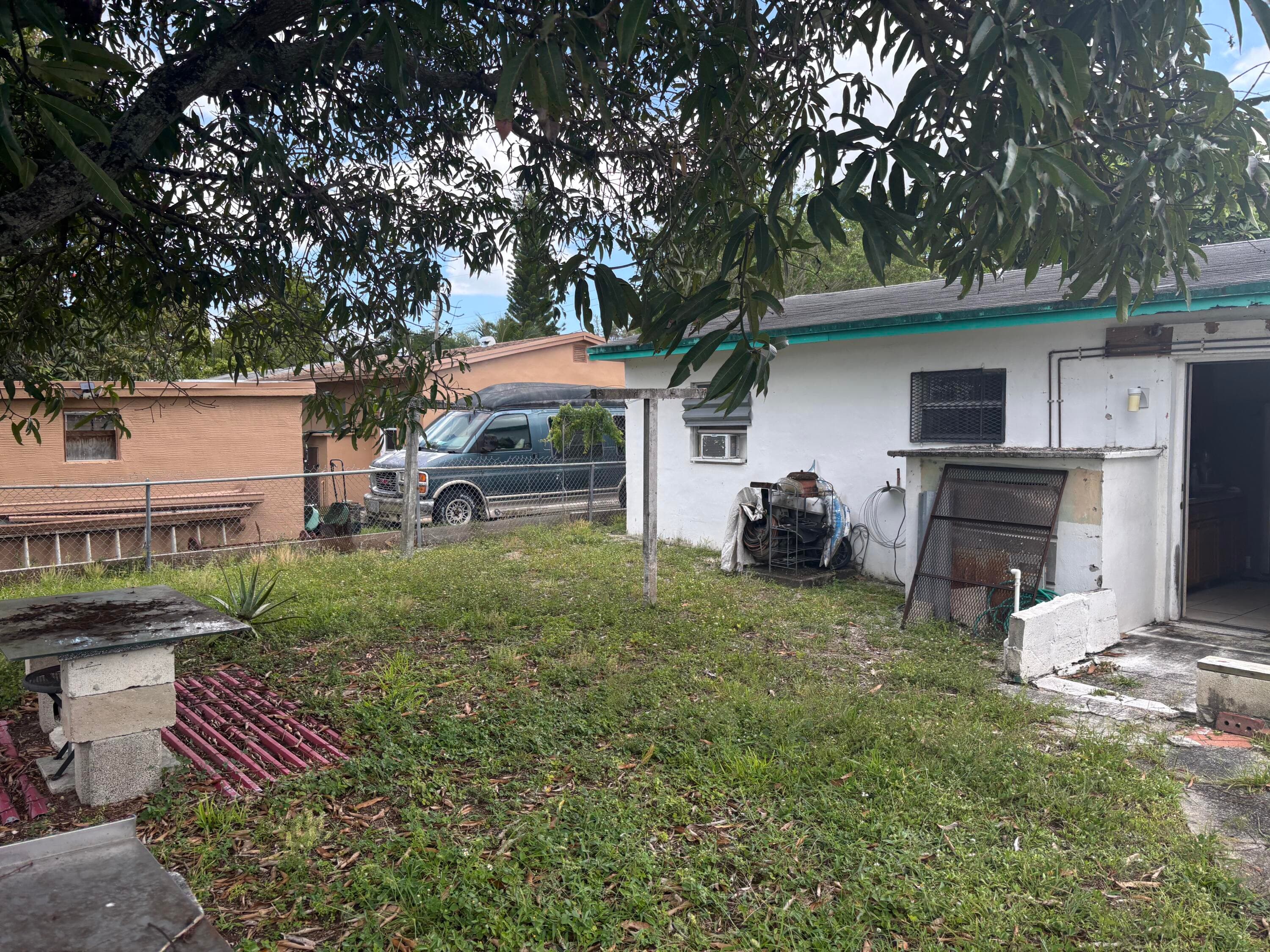 5663 Flagler Street, Hollywood, FL 33023 — photo 3 of 19