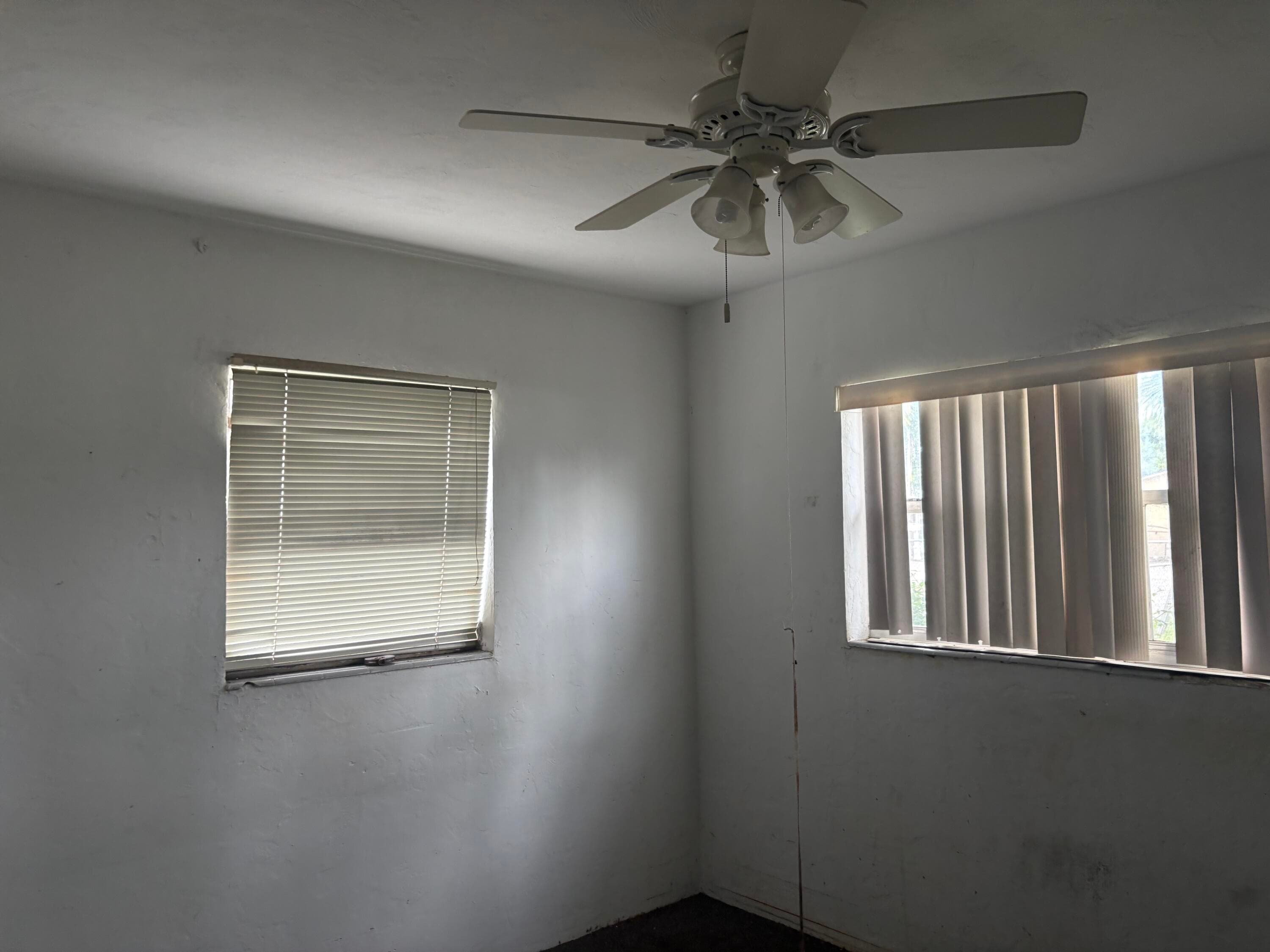 5663 Flagler Street, Hollywood, FL 33023 — photo 12 of 19