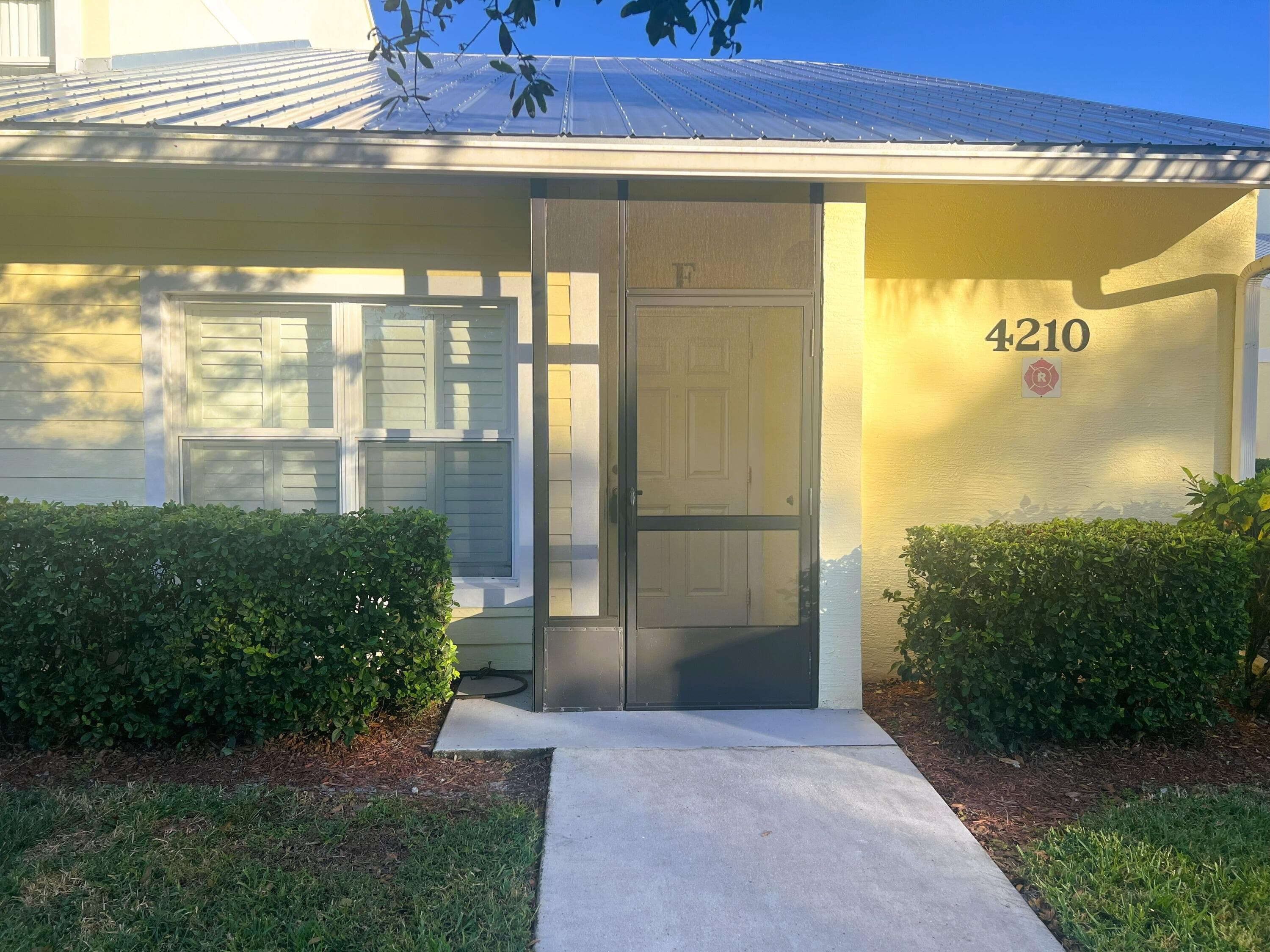 4210 Gator Trace Circle, Fort Pierce, FL 34982 — photo 2 of 22