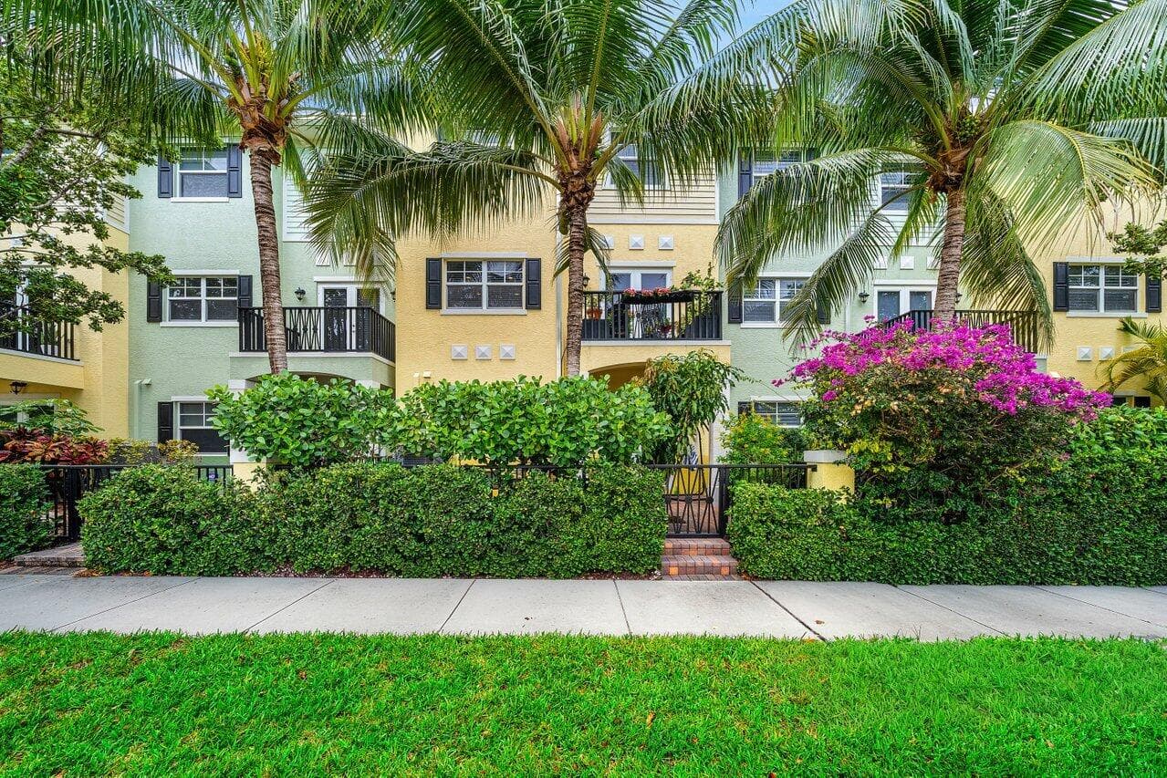 236 S Latitude Circle, Delray Beach, FL 33483 — photo 3 of 52