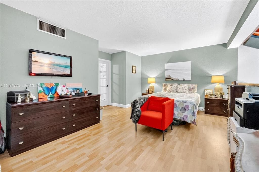 1490 Laguna Lane, Pembroke Pines, FL 33026 — photo 15 of 21