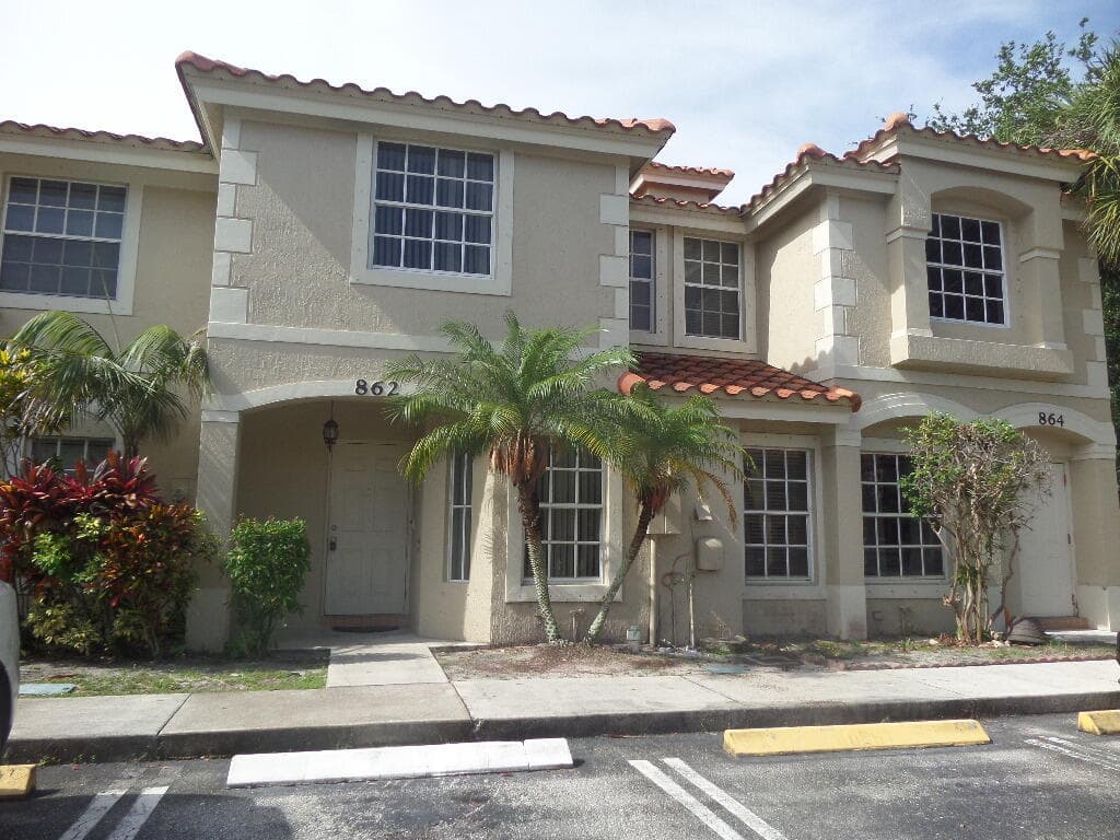 862 Summit Lake Drive, West Palm Beach, FL 33405 — photo 1 of 18