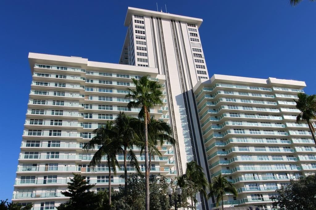 3900 Galt Ocean Drive 1208, Fort Lauderdale, FL 33308 — photo 2 of 35