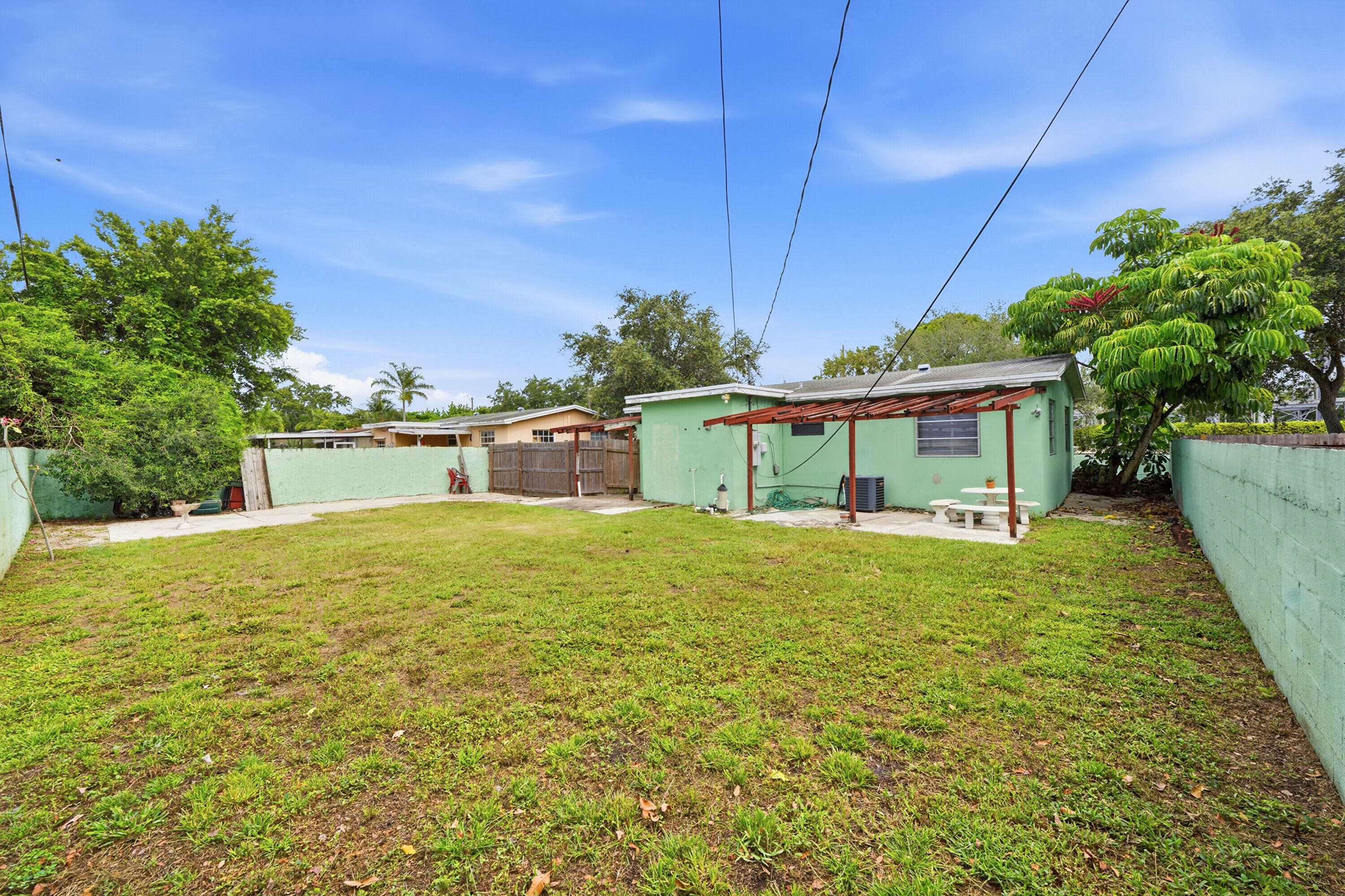 6404 Oak Street, Hollywood, FL 33024 — photo 20 of 27