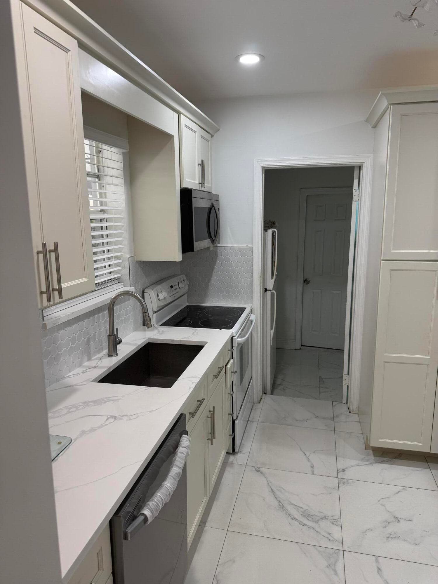 4150 NW 26th Street, Lauderhill, FL 33313 — photo 8 of 17