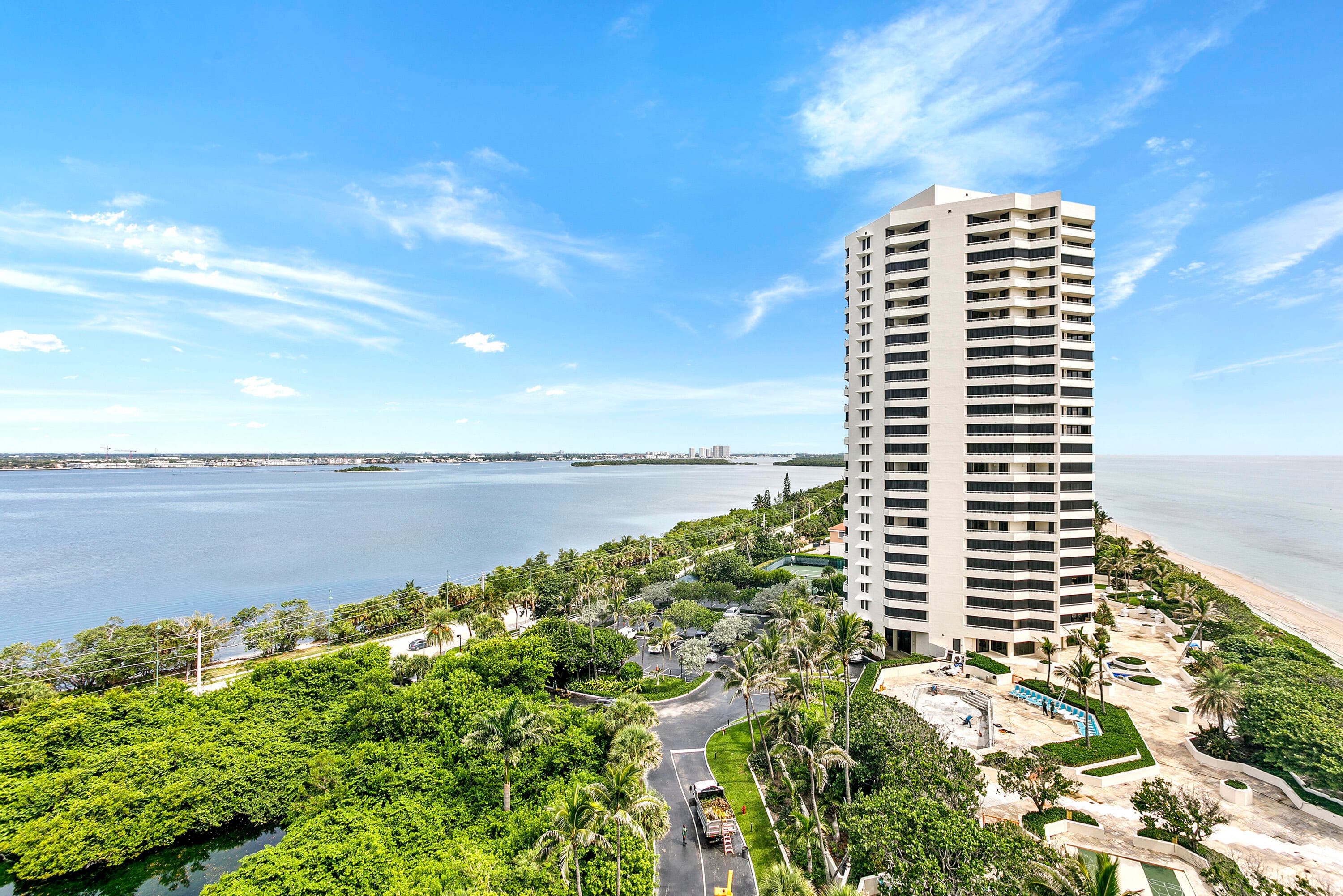 5070 N Ocean Drive 10c, Singer Island, FL 33404 — photo 27 of 41