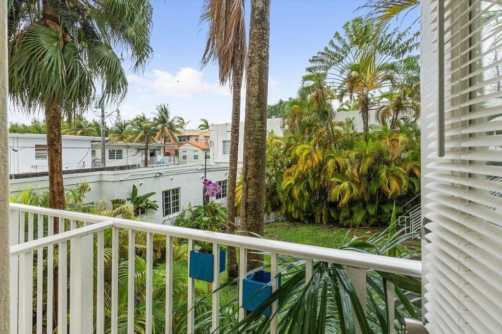 900 Euclid Avenue 5, Miami Beach, FL 33139 — photo 8 of 13
