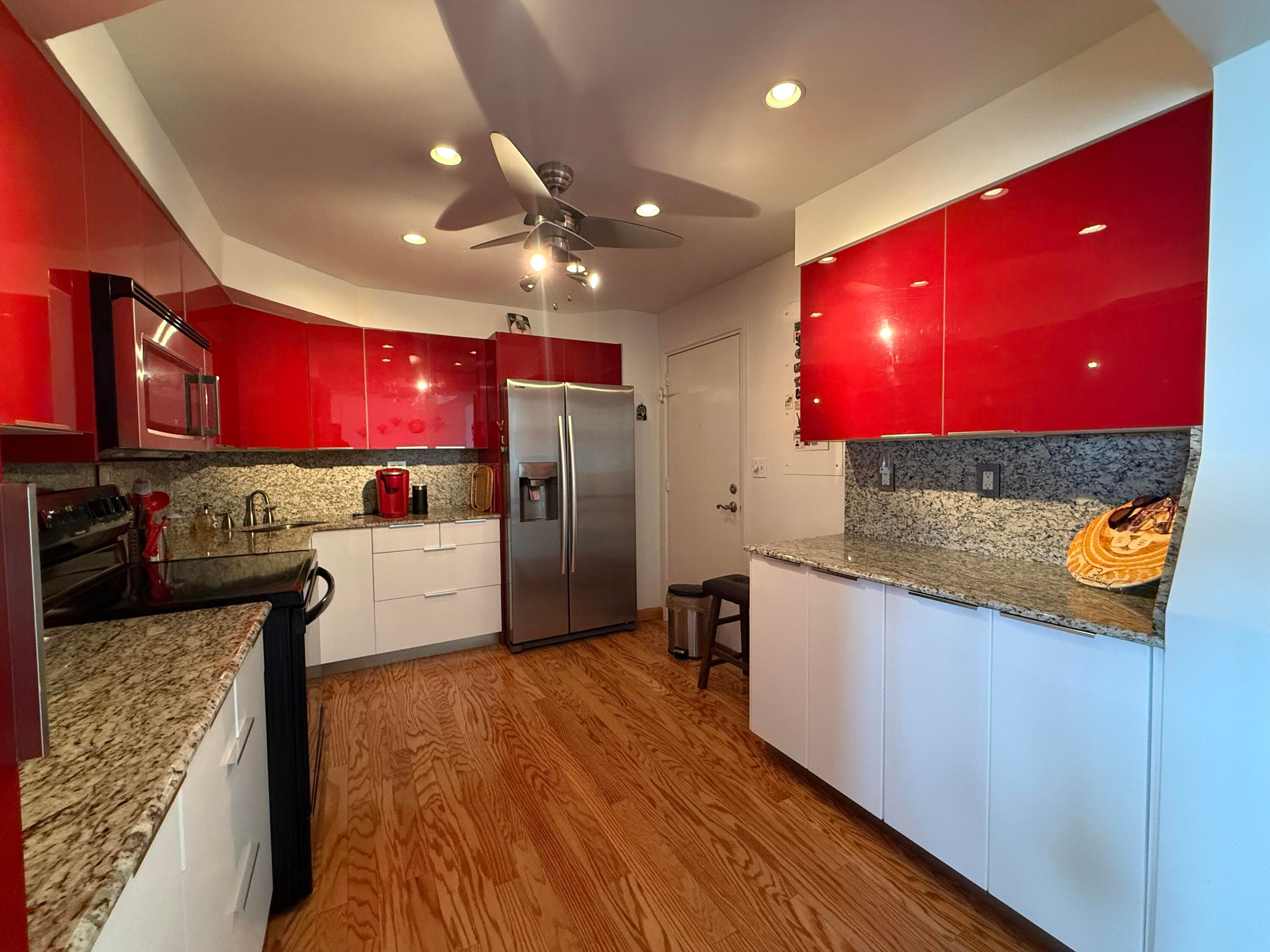 3233 NE 34th Street 1601, Fort Lauderdale, FL 33308 — photo 3 of 29