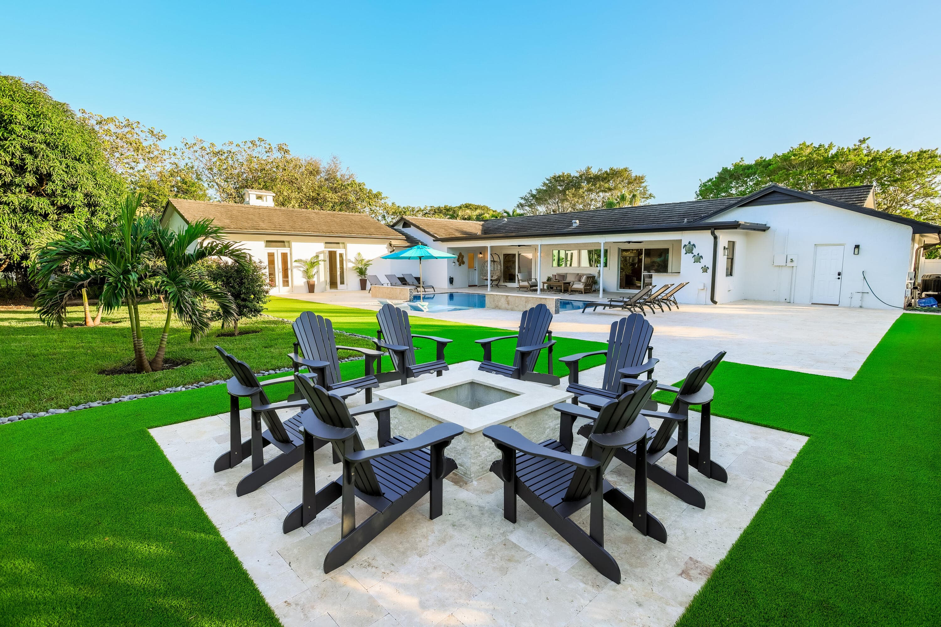 3127 Sherwood Boulevard, Delray Beach, FL 33445 — photo 8 of 49