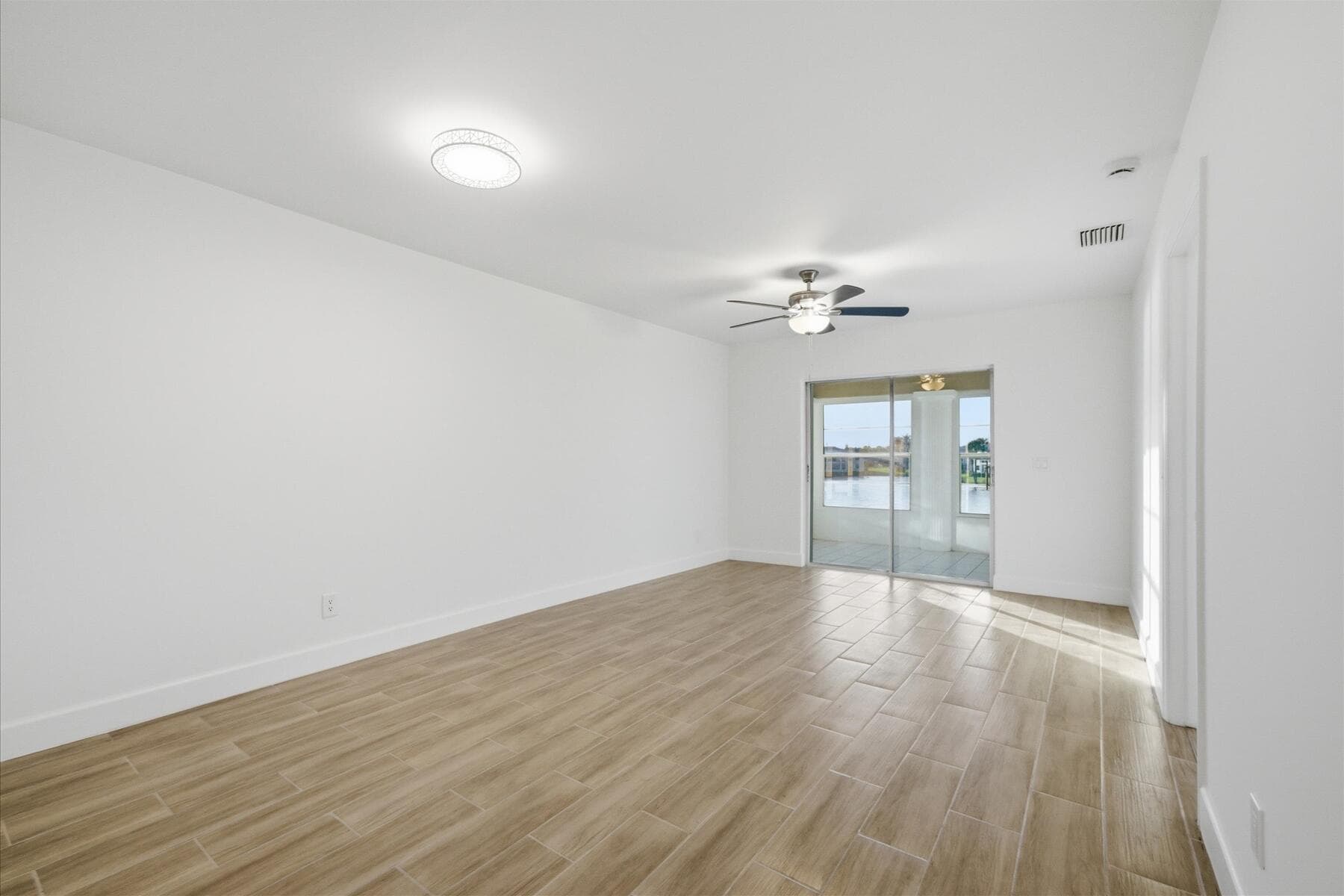 428 Grove Isle Circle 9, Vero Beach, FL 32962 — photo 6 of 22