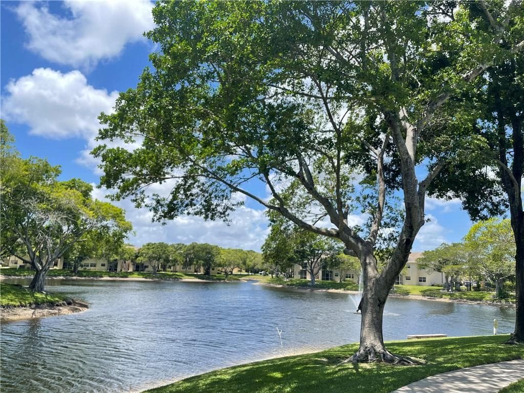 640 Cypress Club Way J12, Deerfield Beach, FL 33064 — photo 20 of 34