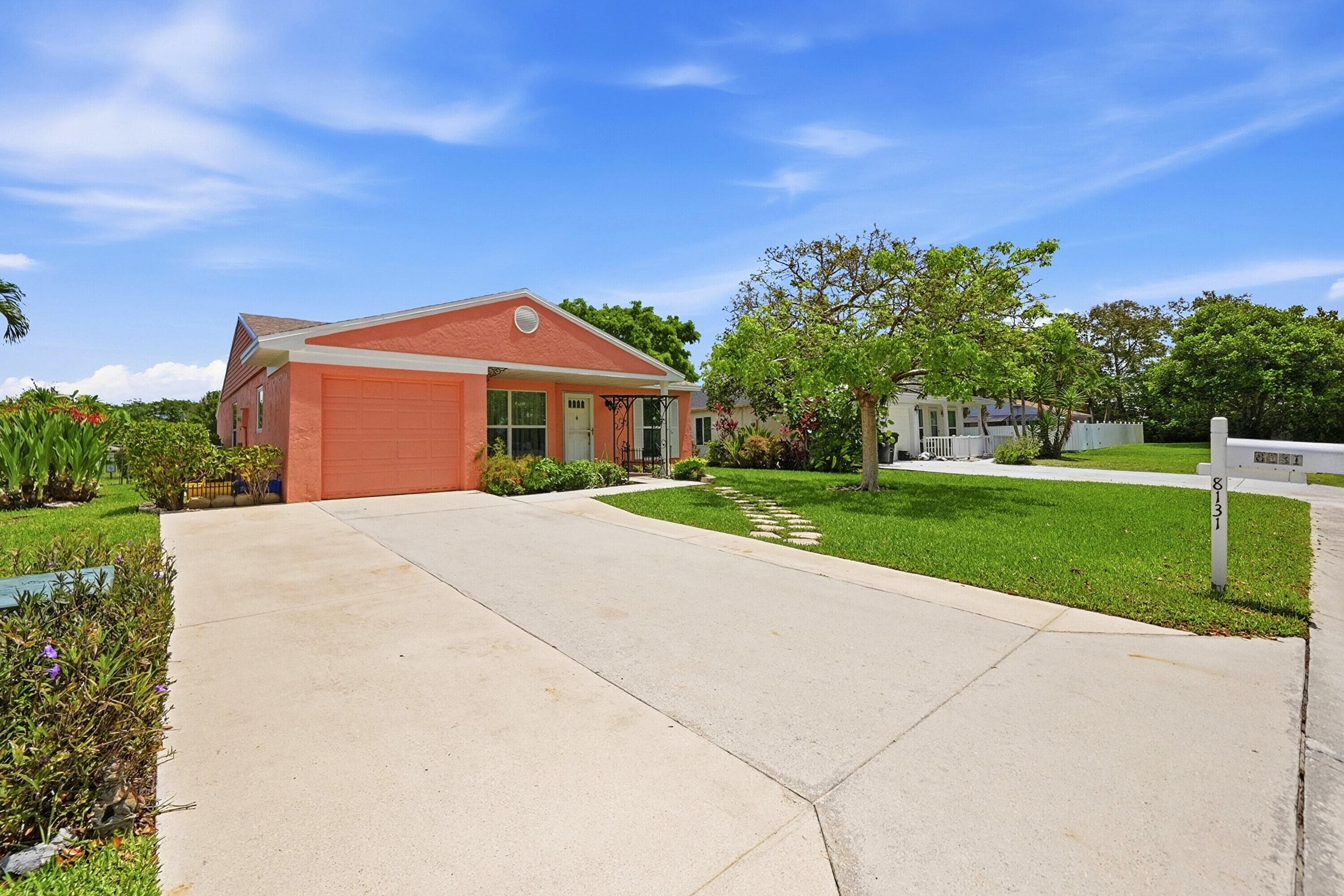 8131 Country Park Drive, Boca Raton, FL 33433 — photo 3 of 43