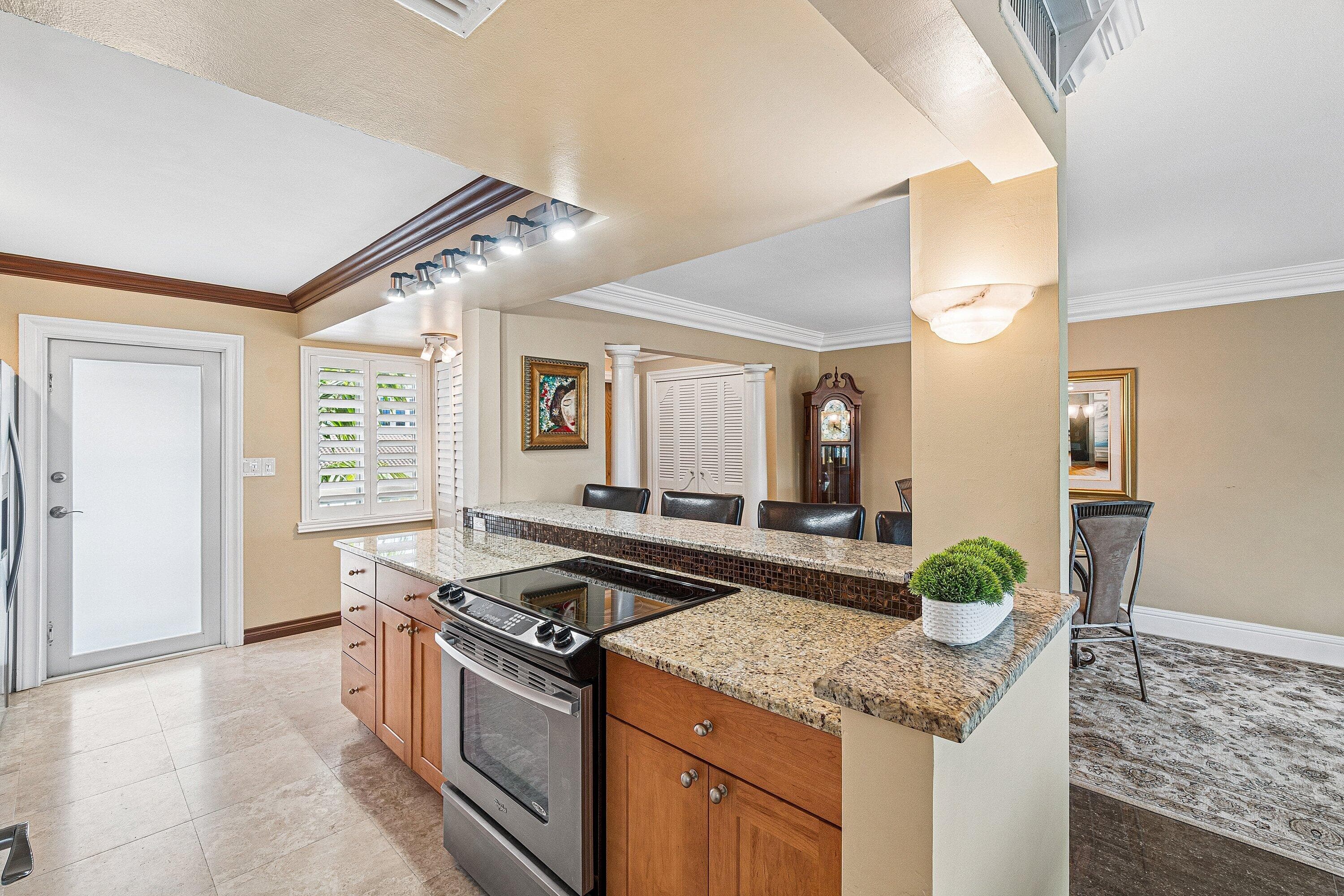 300 E Royal Palm Road 0350, Boca Raton, FL 33432 — photo 11 of 29