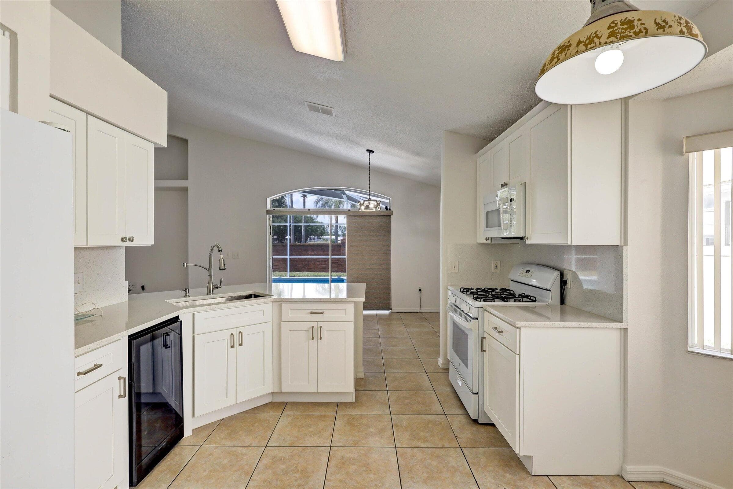 1175 Jaybee Avenue, Davenport, FL 33897 — photo 16 of 34