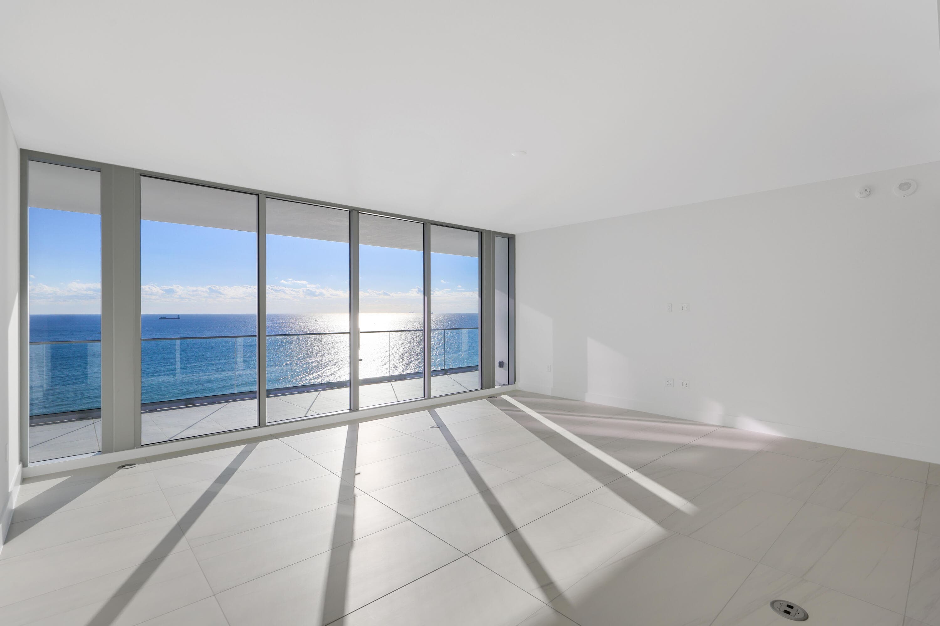 153 N Seabreeze Boulevard 1001, Fort Lauderdale, FL 33304 — photo 12 of 33