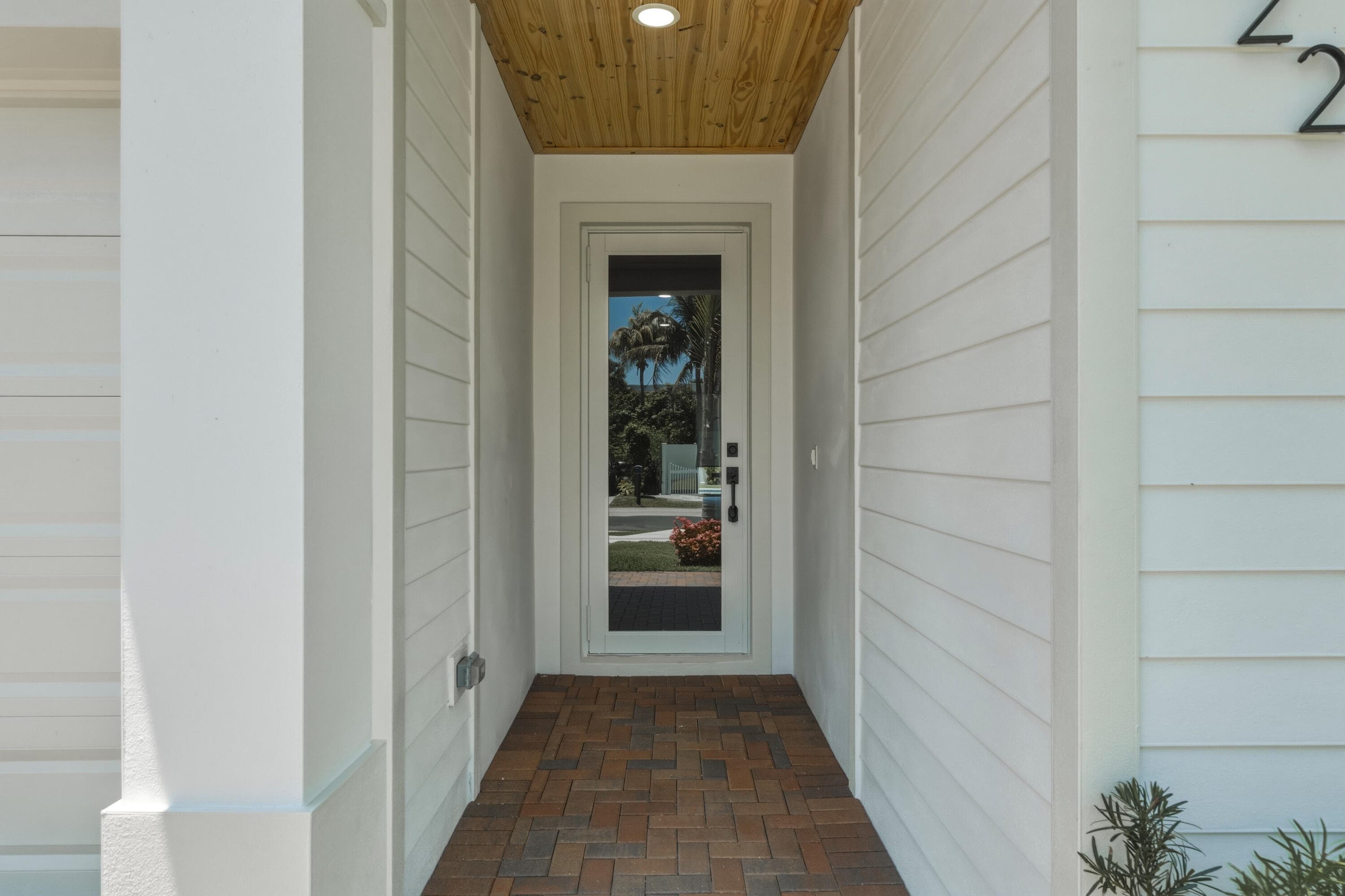1022 Miami Boulevard, Delray Beach, FL 33483 — photo 5 of 94