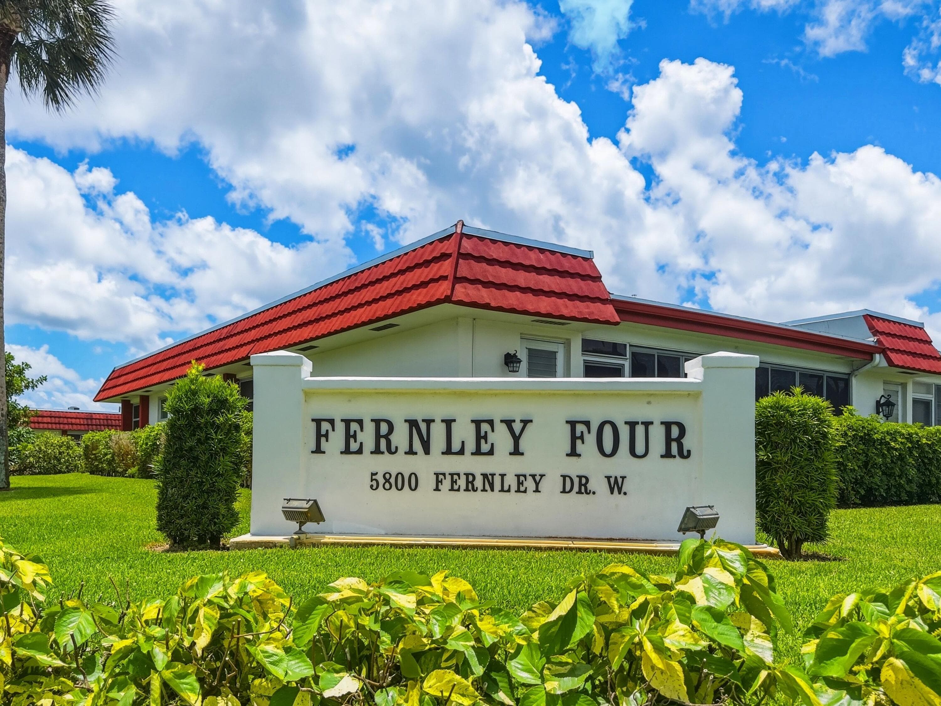 5800 W Fernley Dr W W 9, Greenacres, FL 33415 — photo 1 of 49