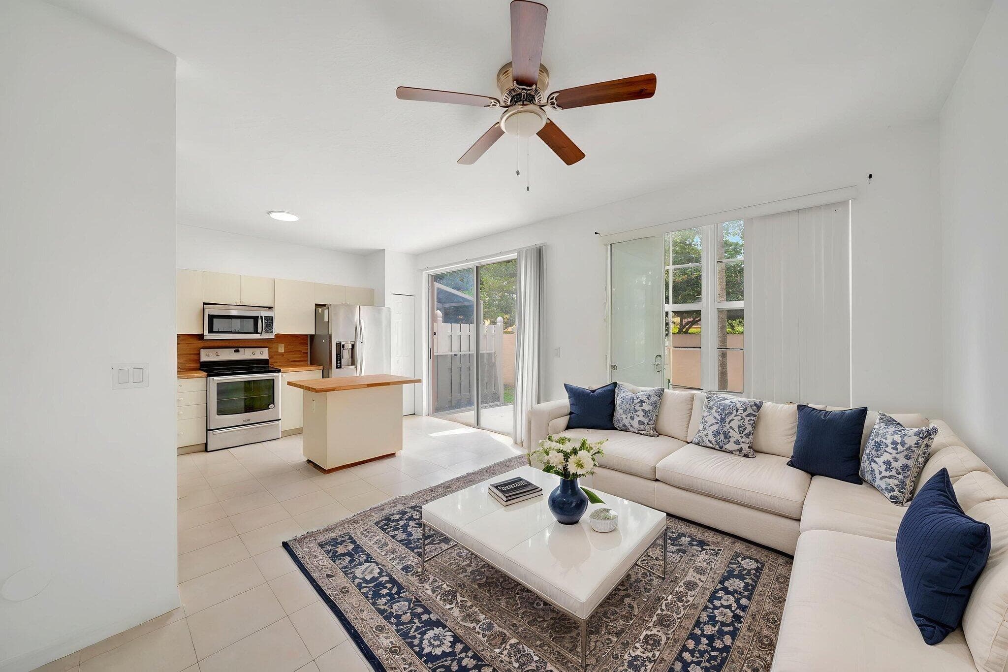 3970 NW 90th Way, Sunrise, FL 33351 — photo 9 of 34