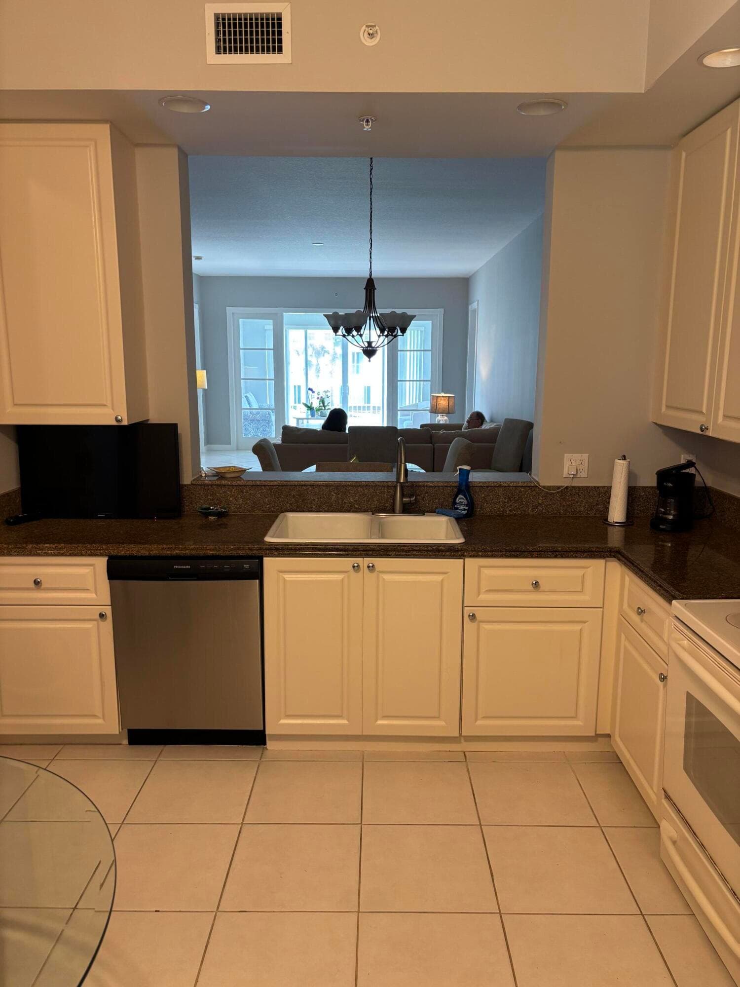 6 E Harbour Isle Dr Drive E 205, Fort Pierce, FL 34949 — photo 19 of 34