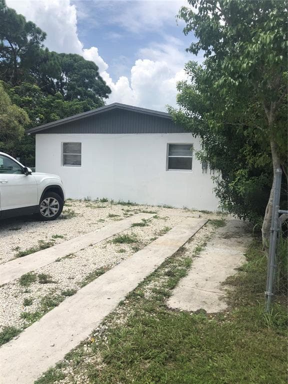 839 NW 14th Avenue 1, Fort Lauderdale, FL 33311 — photo 11 of 11