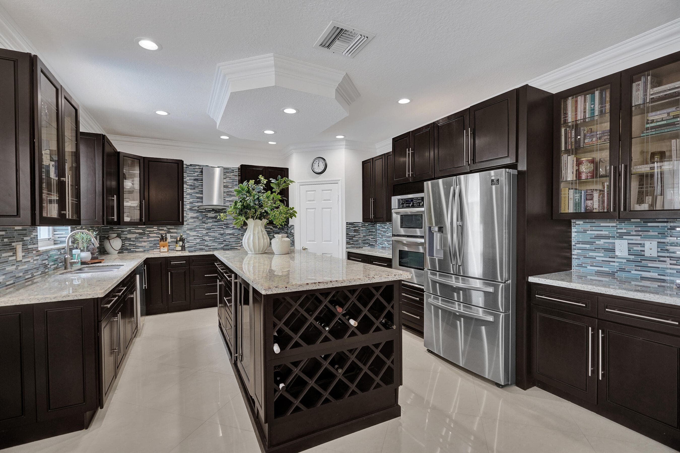 8976 Biddle Court, Wellington, FL 33414 — photo 21 of 137
