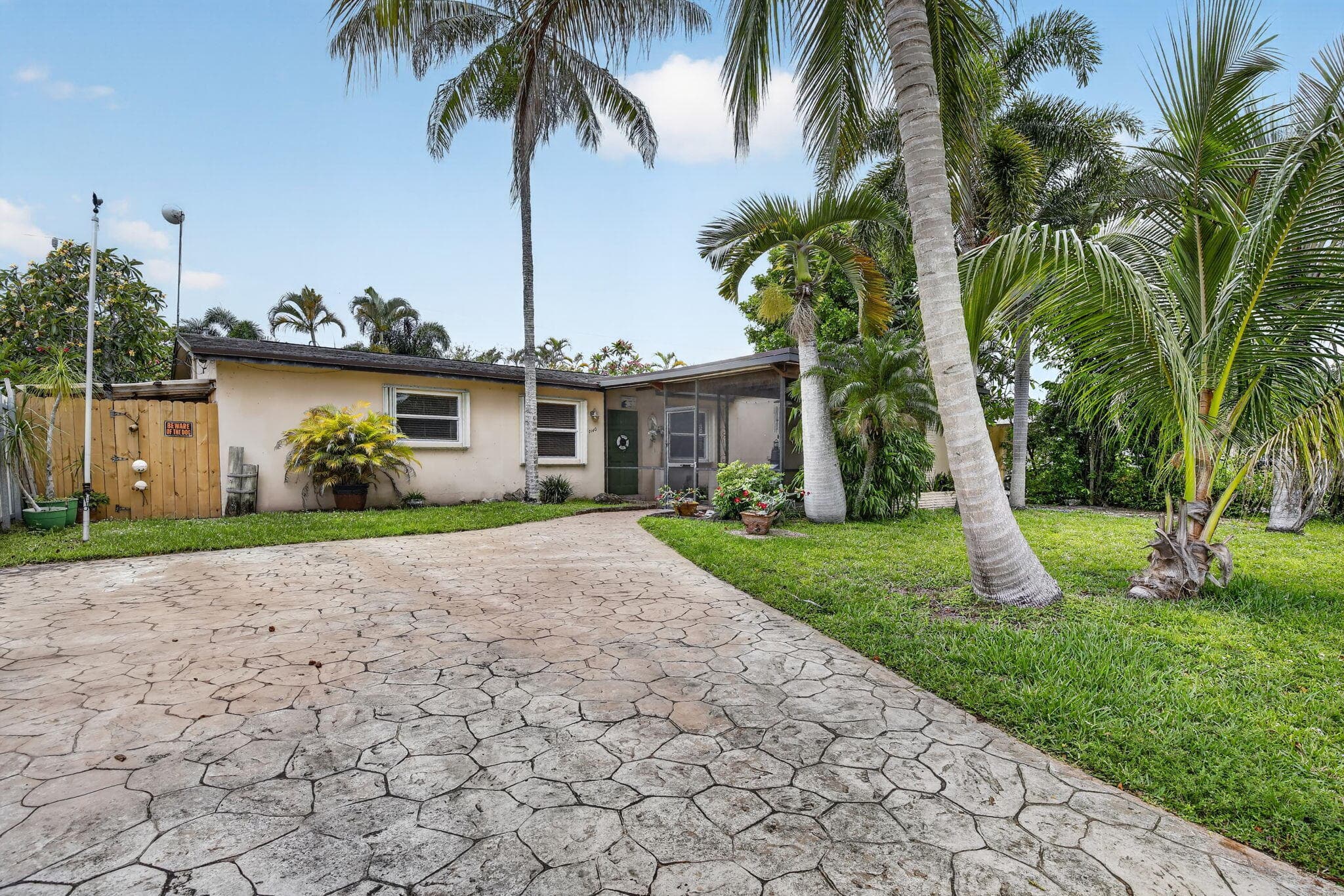 7140 Meade Street, Hollywood, FL 33024 — photo 1 of 48