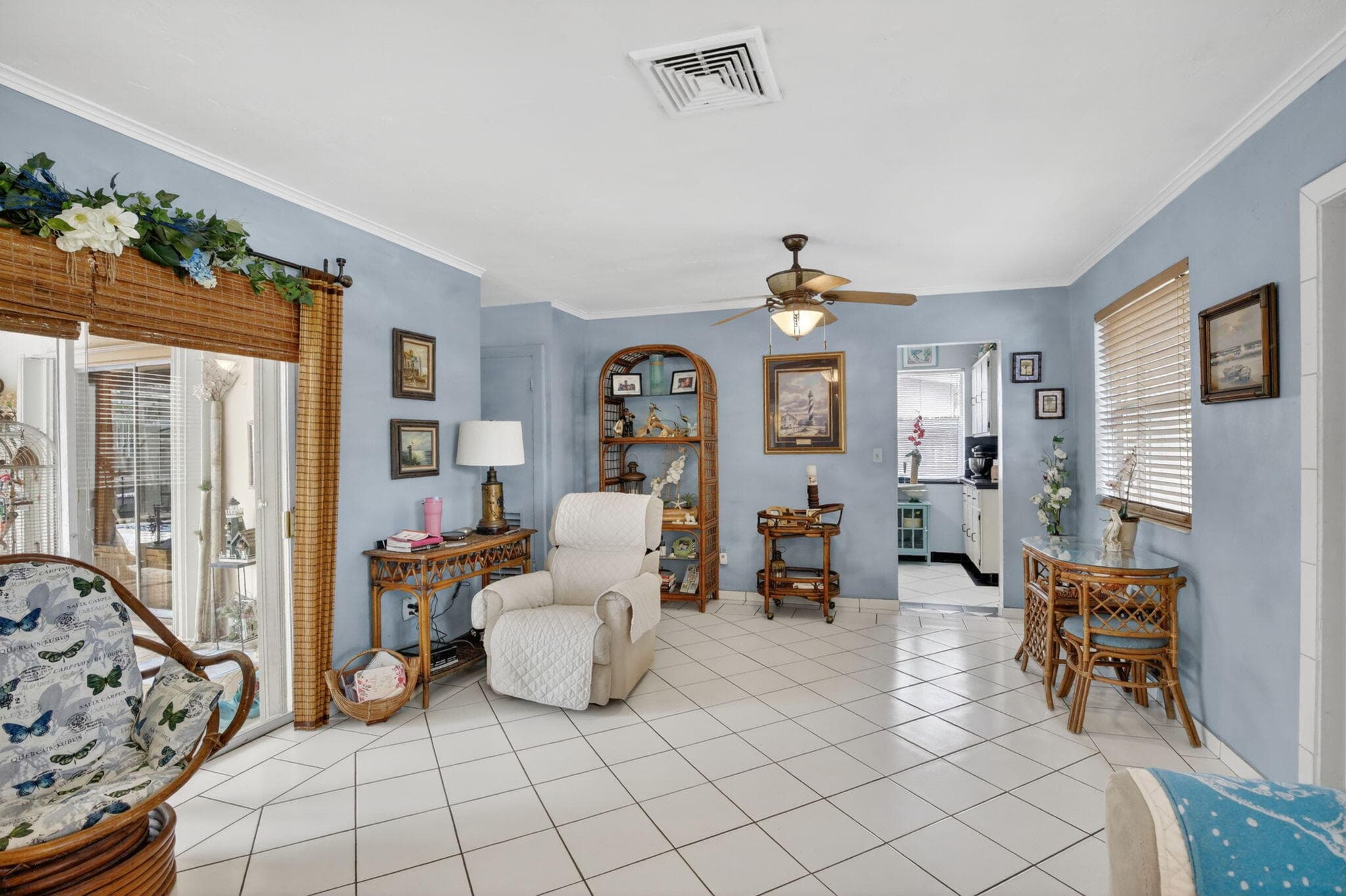 7140 Meade Street, Hollywood, FL 33024 — photo 11 of 48