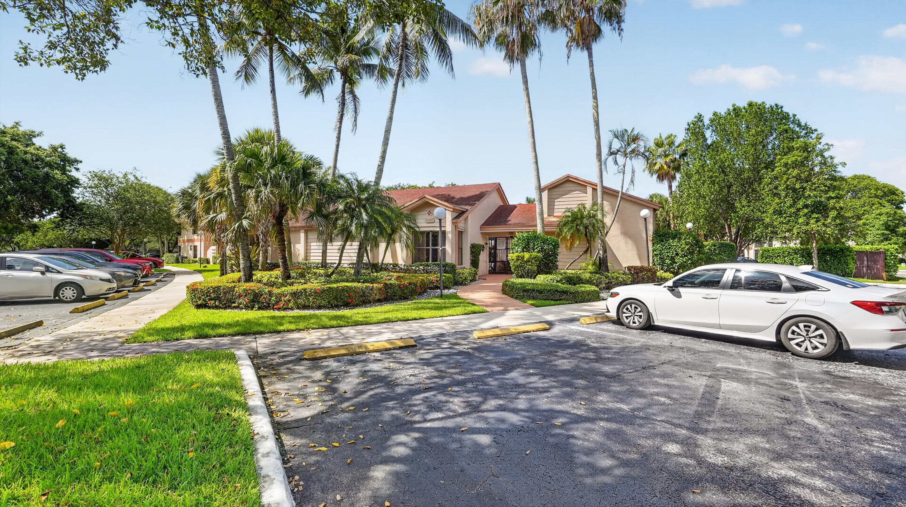 2808 S Carambola Cir Circle S 1980, Coconut Creek, FL 33066 — photo 21 of 39