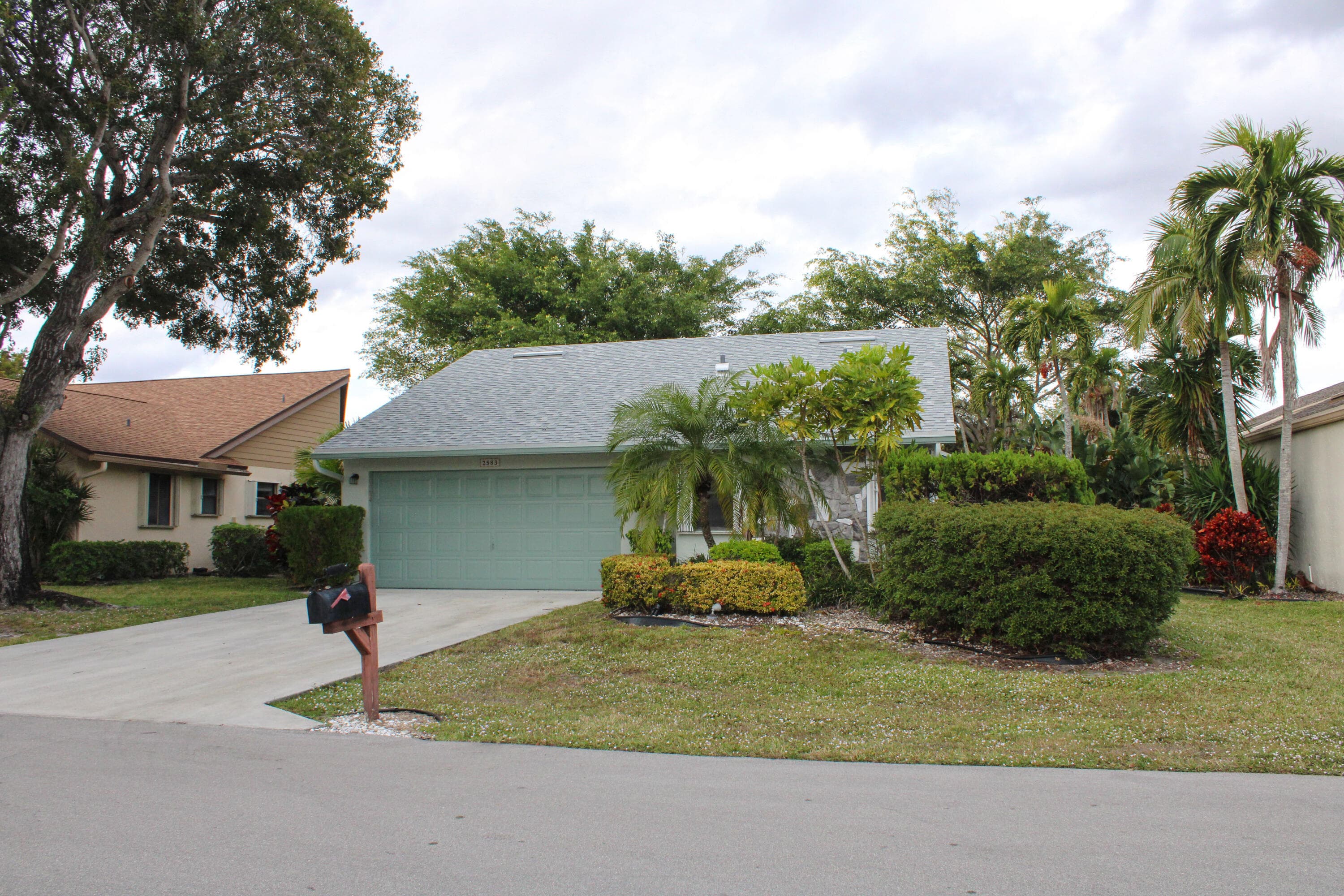 2583 NW 13th Street, Delray Beach, FL 33445 — photo 2 of 40
